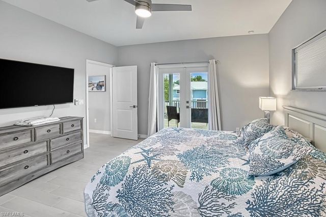 431 Lazy WAY, Fort Myers Beach, FL 33931
