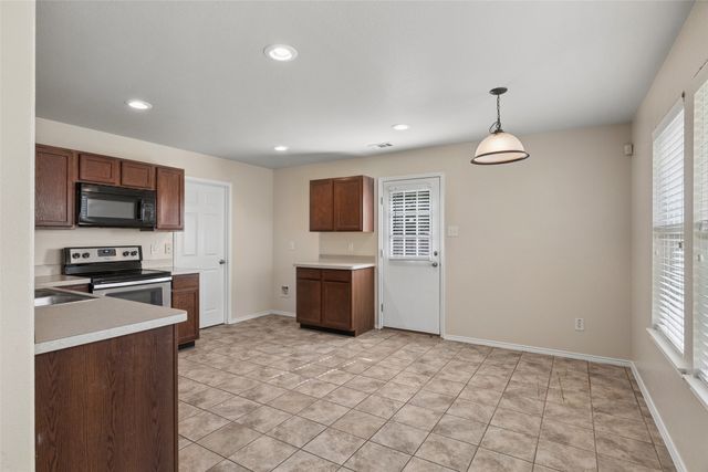 308 Laurel Lane, Fate, TX 75087