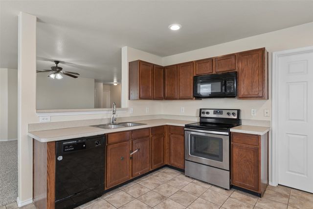 308 Laurel Lane, Fate, TX 75087