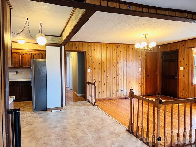 400 Stroupe Street, Mount Holly, NC 28120