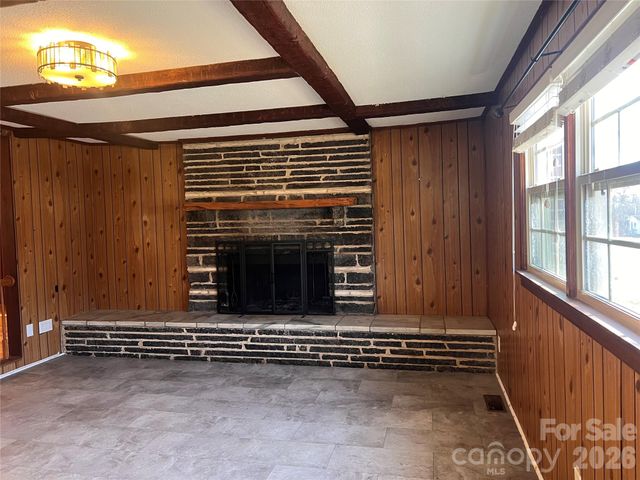 400 Stroupe Street, Mount Holly, NC 28120