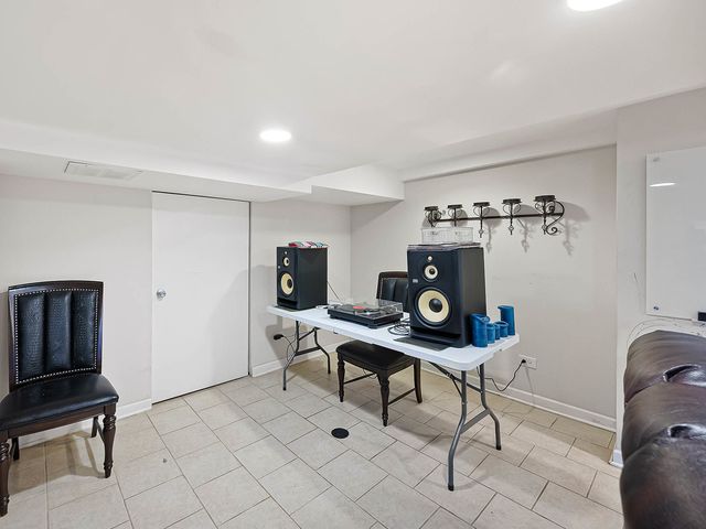 3602 Madison Street, Bellwood, IL 60104