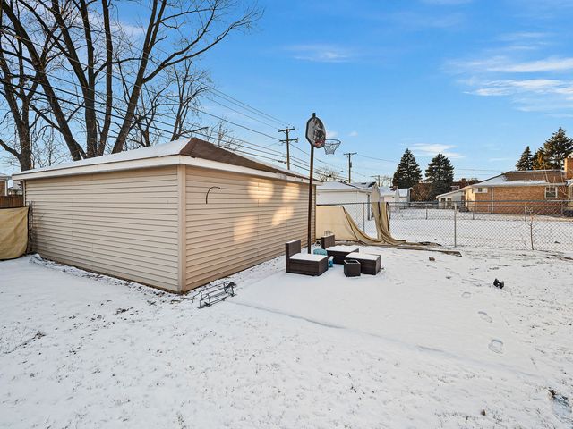 3602 Madison Street, Bellwood, IL 60104