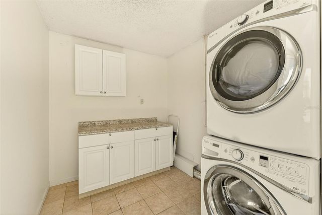 708 TAM O SHANTER AVENUE, Sun City Center, FL 33573