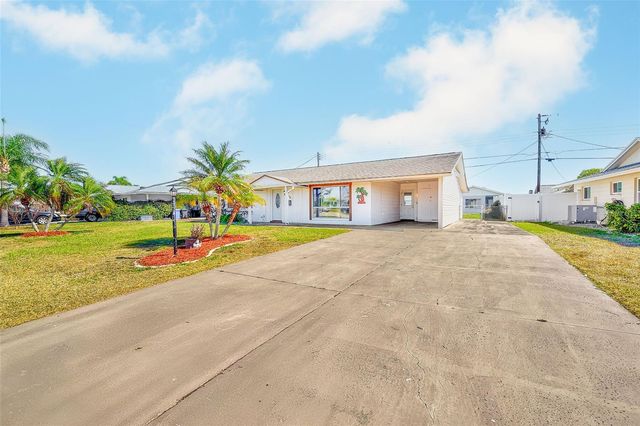 708 TAM O SHANTER AVENUE, Sun City Center, FL 33573