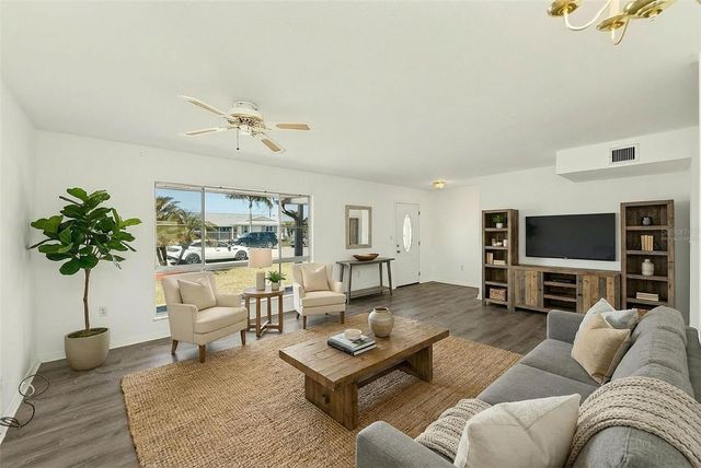 708 TAM O SHANTER AVENUE, Sun City Center, FL 33573