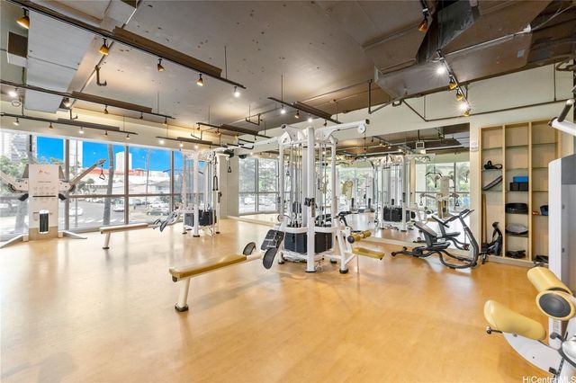 1177 Queen Street 708, Honolulu, HI 96814