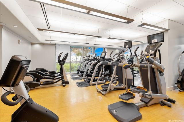 1177 Queen Street 708, Honolulu, HI 96814