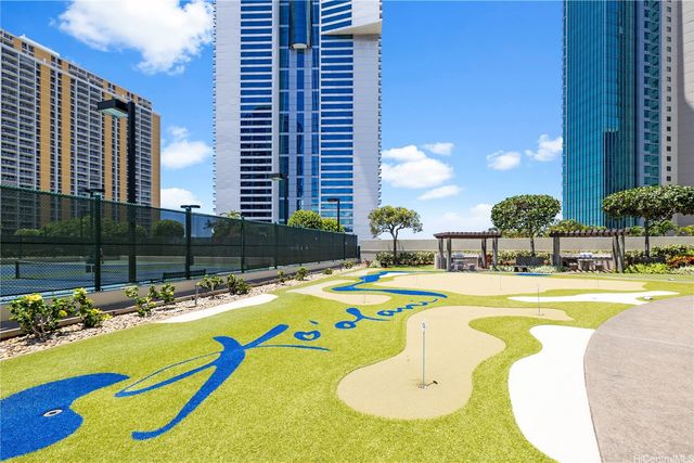 1177 Queen Street 708, Honolulu, HI 96814