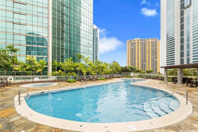 1177 Queen Street 708, Honolulu, HI 96814