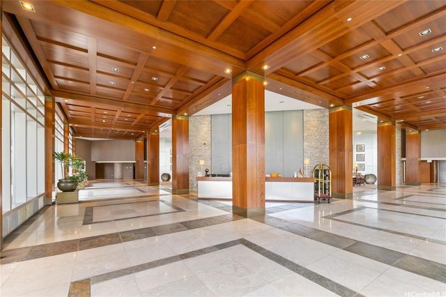 1177 Queen Street 708, Honolulu, HI 96814