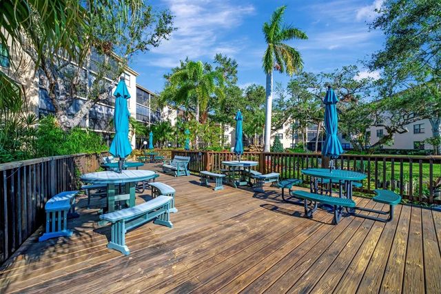 625 30TH AVENUE W G408, Bradenton, FL 34205