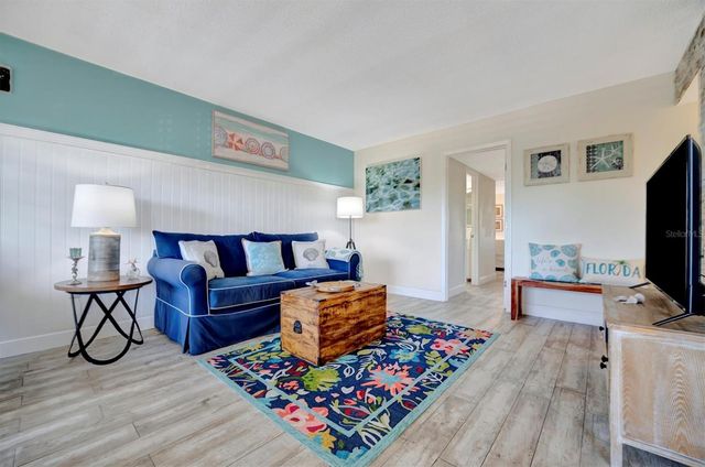 625 30TH AVENUE W G408, Bradenton, FL 34205