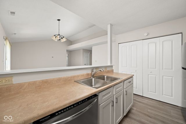 2727 N Rural Street, Indianapolis, IN 46218