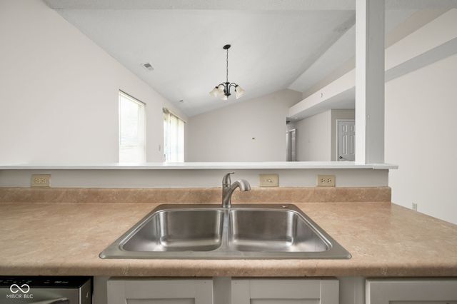 2727 N Rural Street, Indianapolis, IN 46218