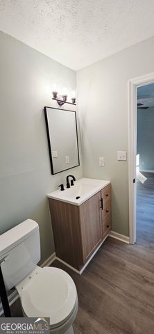 516 W Main Street, Hogansville, GA 30230