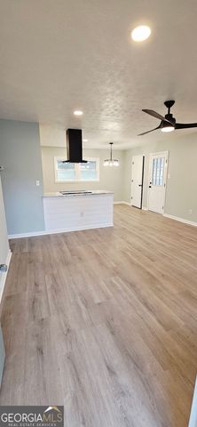 516 W Main Street, Hogansville, GA 30230