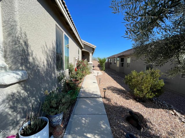 1462 W SHEEP WASH Way, Benson, AZ 85602