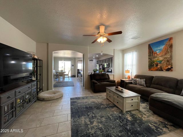 1462 W SHEEP WASH Way, Benson, AZ 85602