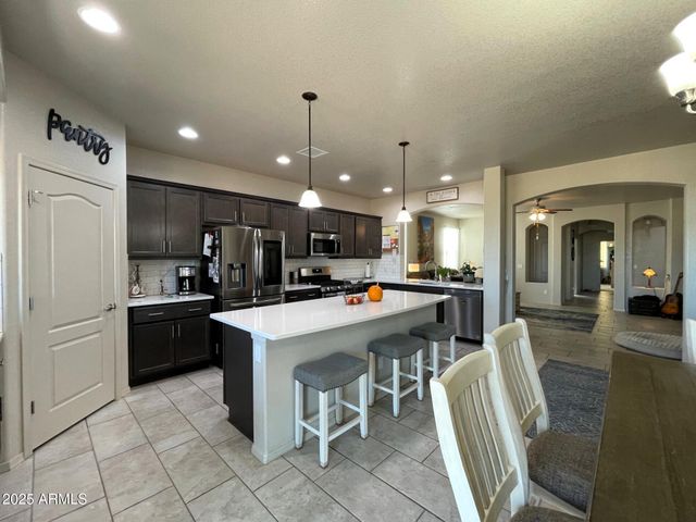 1462 W SHEEP WASH Way, Benson, AZ 85602