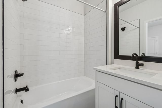 6605 N NEBRASKA AVENUE 15, Tampa, FL 33604