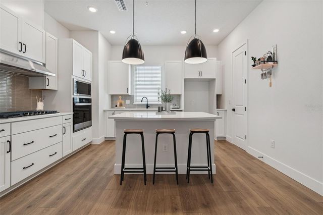 6605 N NEBRASKA AVENUE 15, Tampa, FL 33604