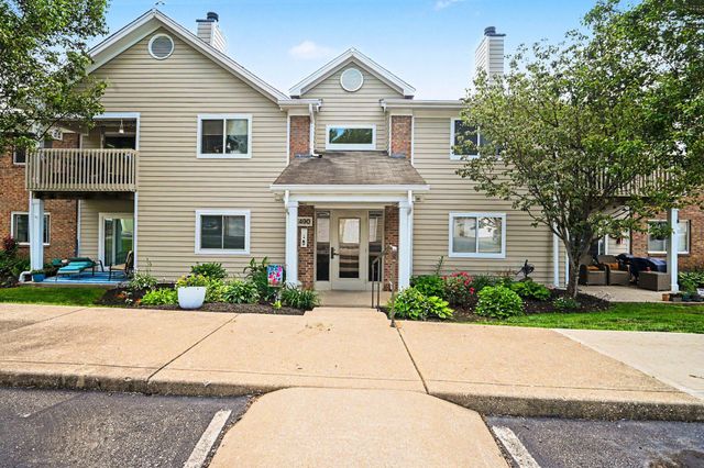 490 Lakeview Drive, 205, Newport, KY 41071