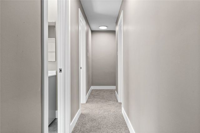 755 Massachusetts St, Ellwood City, PA 16117