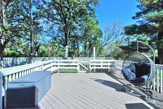 714 Dartmouth Drive, Island Lake, IL 60042