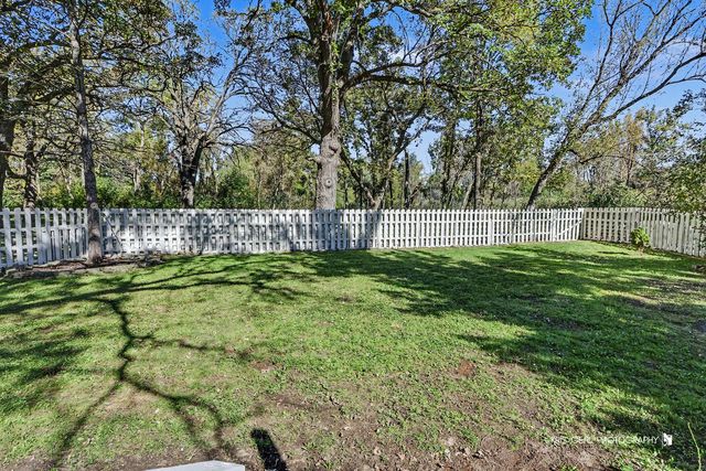 714 Dartmouth Drive, Island Lake, IL 60042