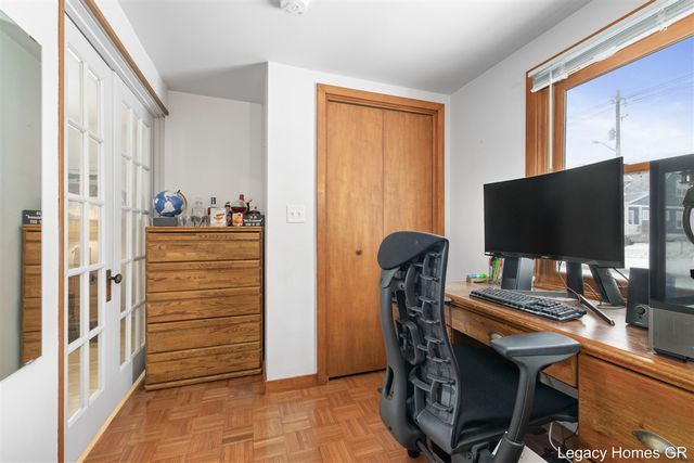 1002 St Joseph Street, South Haven, MI 49090