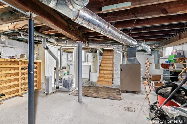 1002 St Joseph Street, South Haven, MI 49090