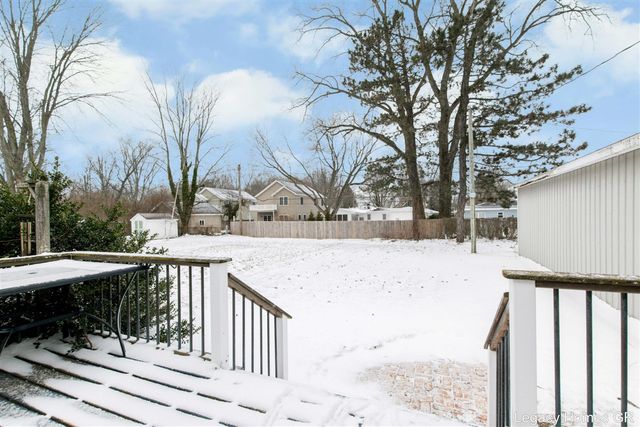 1002 St Joseph Street, South Haven, MI 49090