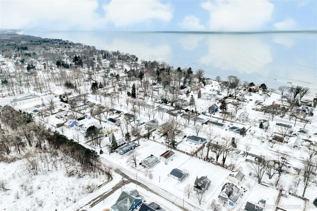 1002 St Joseph Street, South Haven, MI 49090