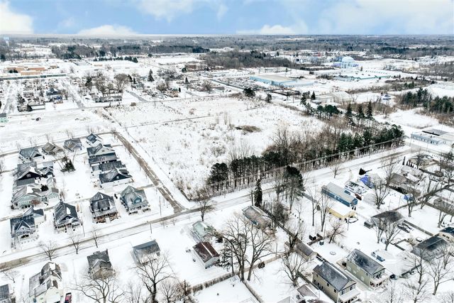 1002 St Joseph Street, South Haven, MI 49090