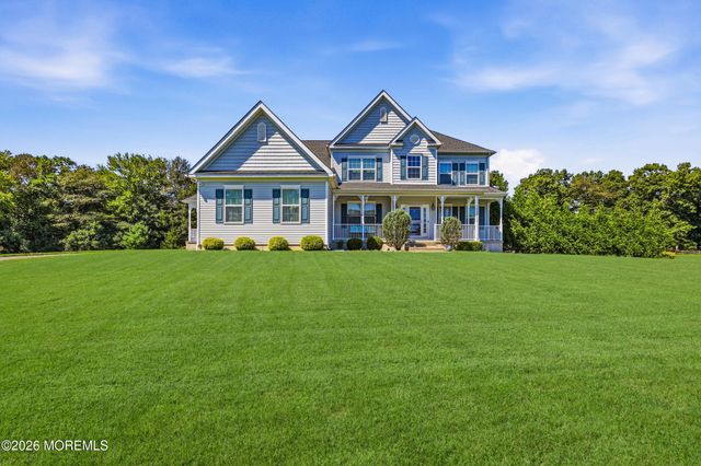 10 Colliers Court, Jackson, NJ 08527