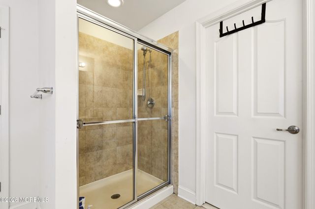 10 Colliers Court, Jackson, NJ 08527