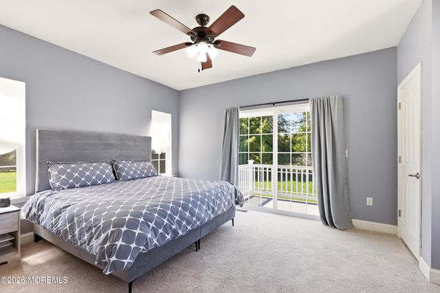 10 Colliers Court, Jackson, NJ 08527