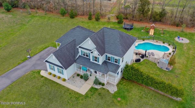10 Colliers Court, Jackson, NJ 08527