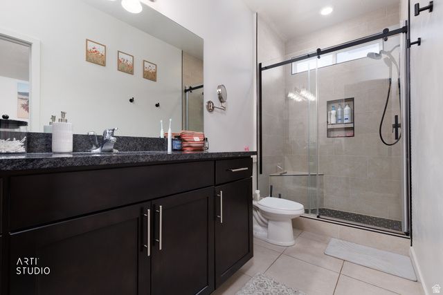 1006 W SAPPHIRE PEAK DR, Bluffdale, UT 84065