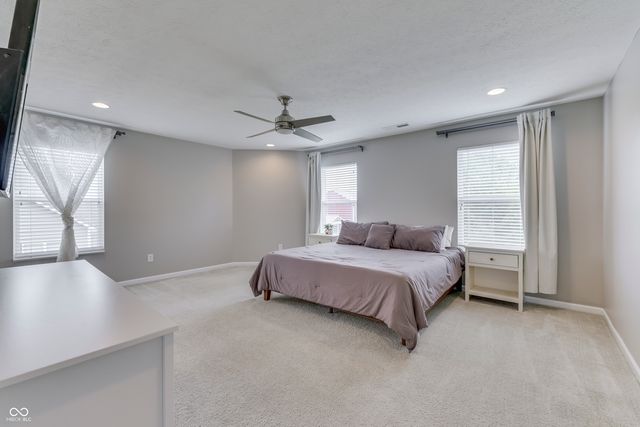 814 Cherry Tree Lane, Greenwood, IN 46143