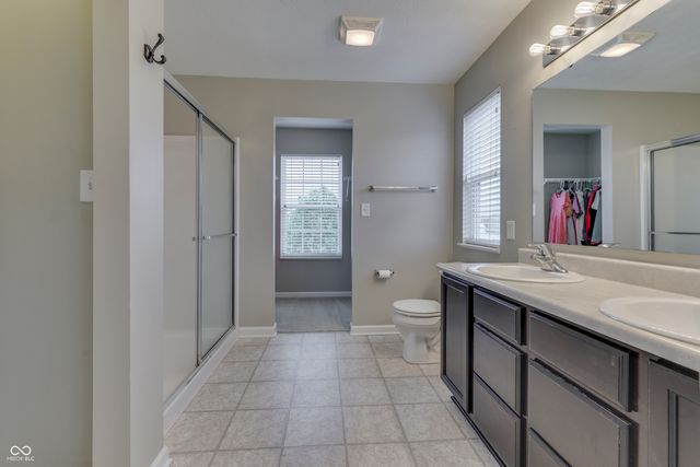 814 Cherry Tree Lane, Greenwood, IN 46143