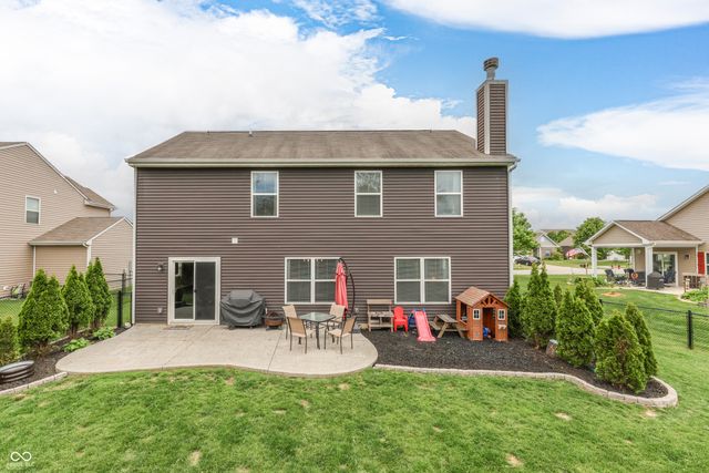 814 Cherry Tree Lane, Greenwood, IN 46143