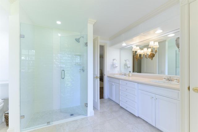 201 Pendleton Avenue, Palm Beach, FL 33480