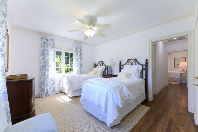 201 Pendleton Avenue, Palm Beach, FL 33480