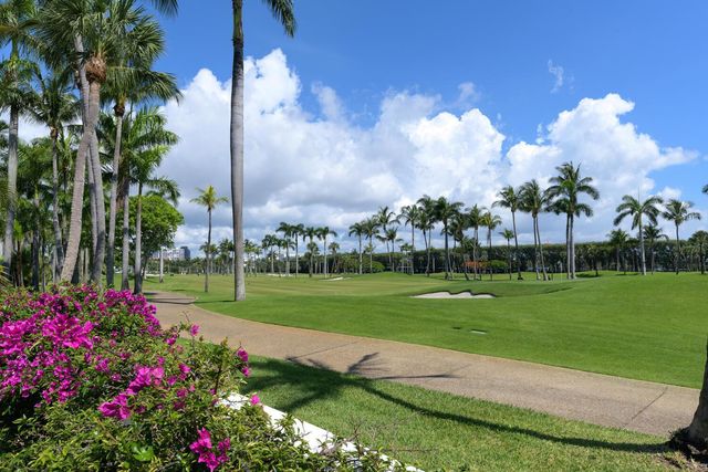 201 Pendleton Avenue, Palm Beach, FL 33480