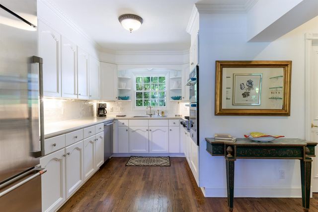 201 Pendleton Avenue, Palm Beach, FL 33480