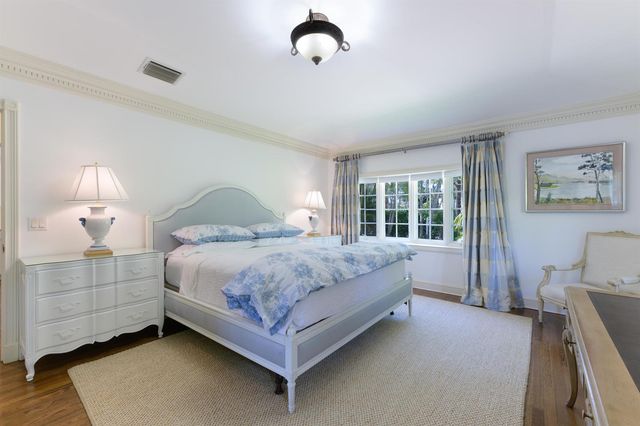 201 Pendleton Avenue, Palm Beach, FL 33480