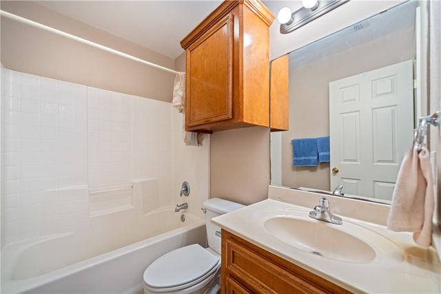 2839 Mckinzie 10, Corpus Christi, TX 78410