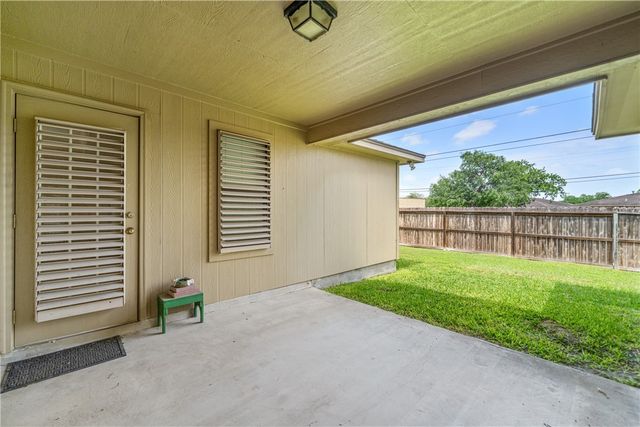 2839 Mckinzie 10, Corpus Christi, TX 78410